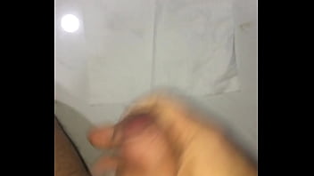 Preview 1 of Bearly Teen - tocando gostoso e gozando muito