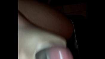 Preview 3 of Fuckable Girl - Paja en el ba&ntilde_o