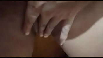 Preview 3 of Milf Milk Hot - Mi vecina se masturba para mi con su marido en la habitaci&oacute_n