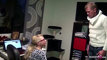 Preview 1 of Barpali Sex Video - German MILF - MILF Chefin Jenni fickt den Bewerber auf Arbeit f&uuml_r Job