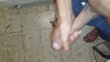 Preview 2 of Wears Cummy Panties - V&iacute_deo de verifica&ccedil_&atilde_o