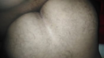 Preview 1 of Fur Coat Dildo - Me lo cojo a pelo y le encanta
