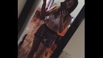 Preview 4 of Sexvillag Com - hermosa chica sensual grab&aacute_ndose fitgirl