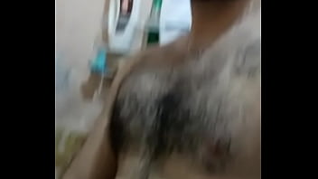 Preview 2 of Art Class Lesbos - Buen paquete tiene este macho hetero