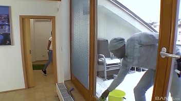 Preview 1 of Anak Remaja Inggris - black cock fucking