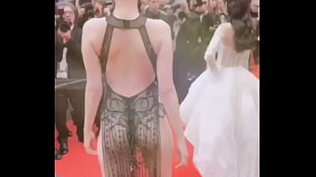 Preview 3 of Eva Filam - Ngọc Trinh khoe v&ograve_ng 3 sexy tại Cannes