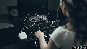 Preview 1 of Richal Rayan Sex Video Clip - Tiny titted housewife teen pleases a guy after an audit