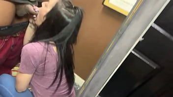 Preview 1 of Yerli Porn - Head in bathroom