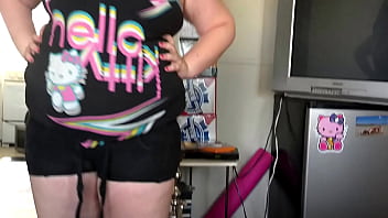 Preview 1 of India Sex Women - SexySignature getting to fat for her clothes!