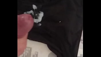 Preview 4 of Couple Inviting Stranger - corrida en bragas de mi mujer 26 (cum in pants of my wife 26)