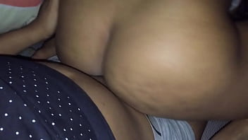 Preview 4 of Pakistani Lokal Video - Morena Quicando no Welcomedor pt 2
