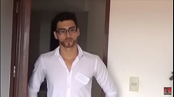 Preview 4 of Sex Slepeng - YouTuber Marquinho Tm pillado jalando el ganso