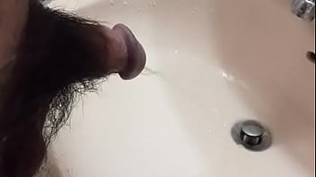 Preview 2 of Maa Beta Rep - pee in washstand