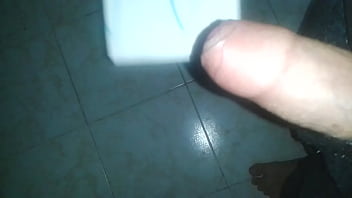 Preview 2 of Banana Puke - V&iacute_deo de verificaci&oacute_n