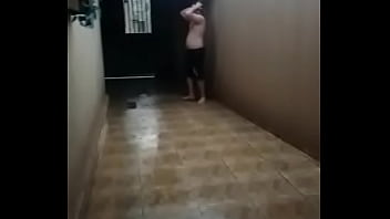 Preview 1 of House Sarbenat - Gordo danado na chuva
