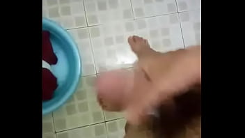 Preview 2 of Shawor Sex Lesbian - Thủ d&acirc_m với quần l&oacute_t em vợ