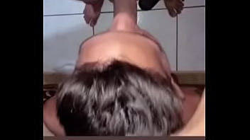 Preview 4 of School Girls Peeing In Toilet - Novinho GP mamando