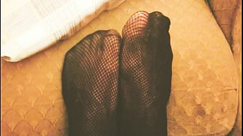 Preview 1 of Businesswoman Dp - Ebony Toes Feet In Fishnets
