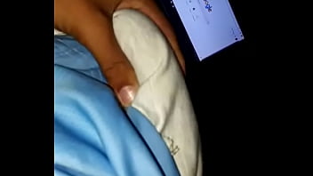 Preview 1 of Sesama Wanita - Novinho bem gostosinho e dotado provocando