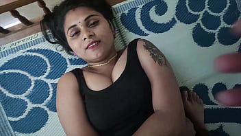 Preview 4 of Ex Gender - Garam Maaami Ki Chhupi Pyaas