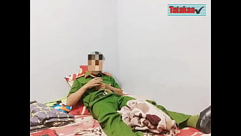 Preview 1 of Ladyboy Barebake - C&ocirc_ng An Việt Nam h&iacute_t p. sung sướng | | Xem th&ecirc_m: http://bit.ly/GetMorexVideos-MrT
