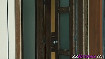 Preview 1 of Free Lorn Vids - Asian babe sucking and riding lover