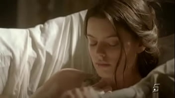 Preview 2 of Sex Vedio Play Online - Adriana Torrebejano masturb&aacute_ndose en Tierra de Lobos