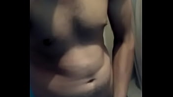 Preview 3 of Oiled Up Threesome - Me grabo para ustedes