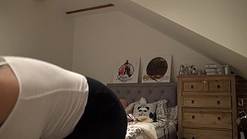 Preview 3 of Johnny Sinns Licking - Big Tits y. Babes House Party