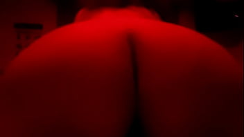 Preview 2 of Aprill Love - Cogiendo a gordita nalgona