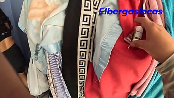 Preview 1 of Service Tip - Fui a pedirle a mi vecina una tacita de azucar,  pero me termino dando una tacita de viagra,  me ayudo con mi dura polla con su boca y apretada vagina