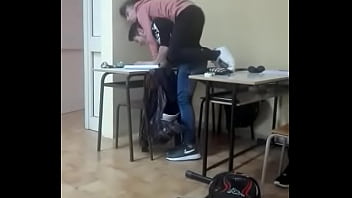 Preview 3 of Myanmar Teacher And Students Sex - La mossa del coniglio