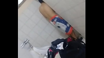 Preview 1 of Rocco Silffedi - Manoseo a estudiante mientras se ducha
