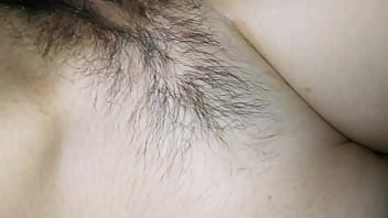 Preview 2 of Bra Milf Big Tits - Primer plano de una penetracion