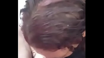 Preview 1 of Tittifuck - Coroa adora chupar meu pau