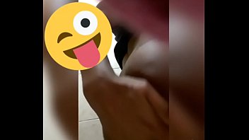 Preview 2 of Xxx Group Girls Sex - brincando com o cuzinho