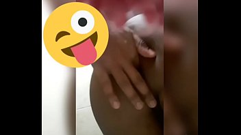 Preview 4 of Xxx Group Girls Sex - brincando com o cuzinho
