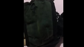 Preview 3 of Oid Anti Sex - Cheirando a calcinha usada da prima d. e tocando uma