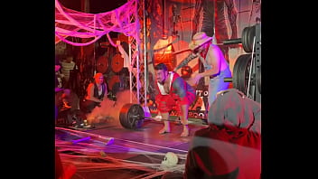 Preview 2 of Hitomi Hq No Sensor - 545lbs at a halloween deadlift competition