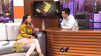 Preview 3 of Wa5022chaos Man - Mayte Flores Entrevista