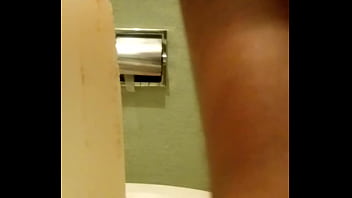 Preview 1 of Yujiz Bata 19 - Quiero verga