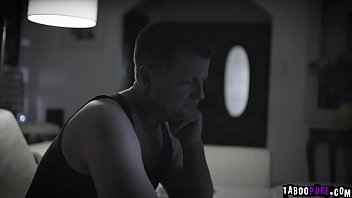 Preview 1 of Full Hd Xnx Video - Jaye Summers is sucking her stepdads matured dick so deep!