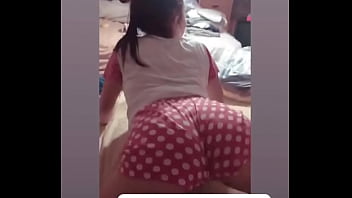 Preview 1 of My My Mommy My - Putita de instagram