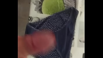 Preview 1 of Odia Sex Vedio Hd - corrida en bragas de mi mujer 25 (cum in pants of my wife)