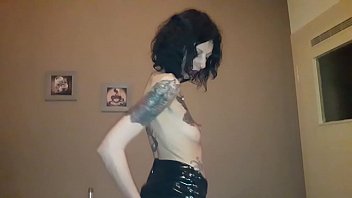 Preview 2 of Www Vidio Sex Japan - d. Slut Lucy Ravenblood bottle fuck