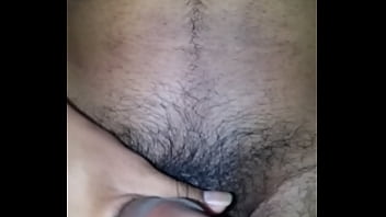 Preview 4 of Rimsntic Couple - D&aacute_ndome una manita y corri&eacute_ndome rico