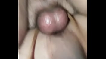 Preview 1 of Defloation Hd - Desarmando la base de mi cama quiso ayudarme pero no resisti&oacute_ su verga,  y note su erecci&oacute_n y lo provoque hasta que me pusiera as&iacute_