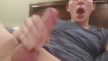 Preview 4 of Game Swim - Sexy Boy cumshot