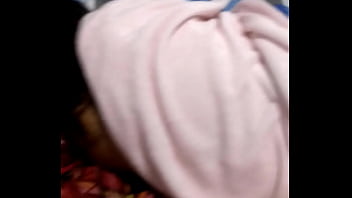 Preview 2 of Hairless Young Pussy Closeup - mi novia de 18 con tremendo culo