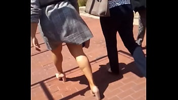 Preview 3 of Knicker Porn - Ghetto booty in heels